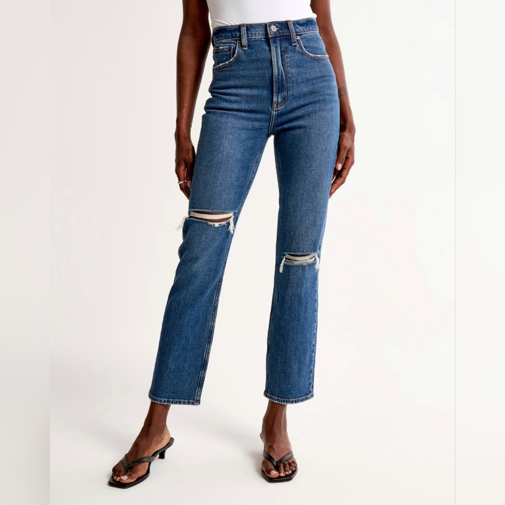 Abercrombie & Fitch The Ankle Straight Ultra High Rise Jeans 00 Medium Wash